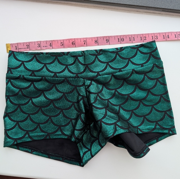Coquetry Low Rise Shorts Trio - Black, Green Mermaid Scales, Moonstone Size S - Picture 5 of 8